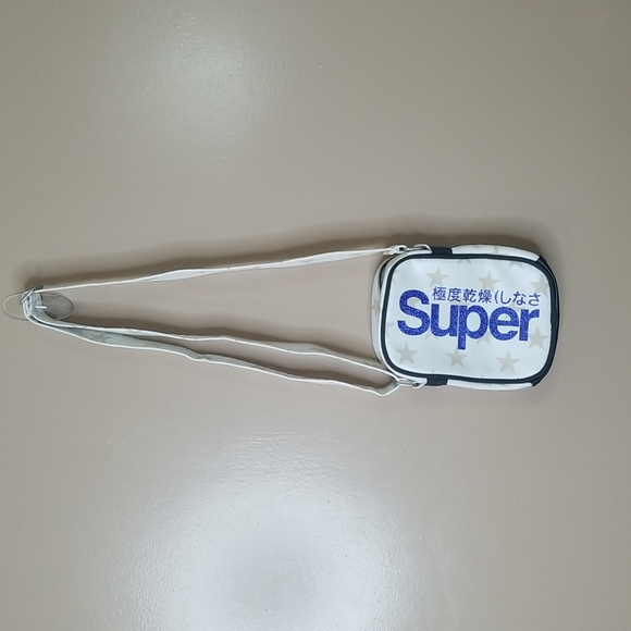 REAL SUPERDRY BLACK LABEL-LIMITED EDITION SIDE BAG WHTE/ WITH STARS & BLU GLITT - Picture 3 of 8